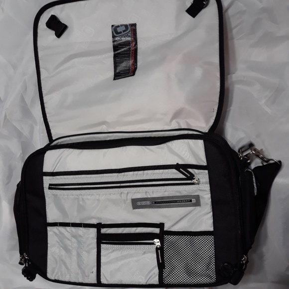 OGIO 17 OGIO COMPUTER BAG - Red Plaid